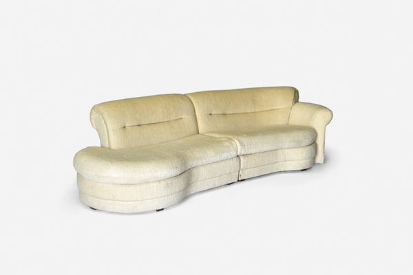 Sectional sofa in the style of Vladimir Kagan